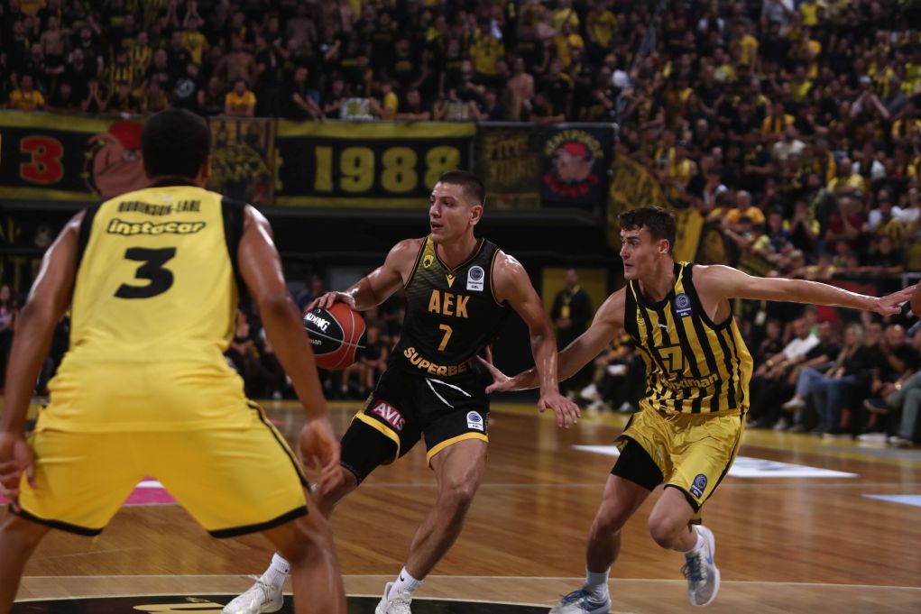 Greek Basketball League: Ο Άρης «έλιωσε» με 88-58 την ΑΕΚ