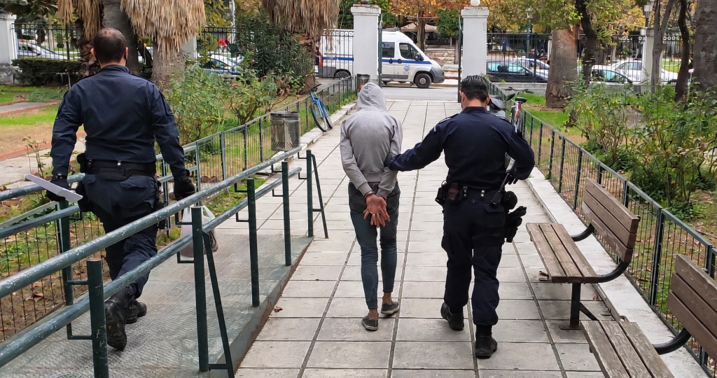 Βόλος: Νέα σύλληψη του “Κάμελ” για απειλή σε βάρος ανήλικης