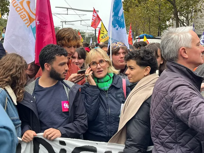 Γαλλία: Απαγορευμένη η Πλατεία της Βαστίλης, δακρυγόνα στα νότια του Παρισιού και στη Λυών – Τι κατέγραψε η κάμερα του ΕΡΤnews
