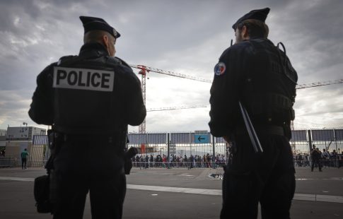 Γάζα: Δεκαεπτά χώρες, ανάμεσά τους <strong>η Σαουδική Αραβία, το Κατάρ και η Αίγυπτος</strong>, καλούν τη Χαμάς να παραδώσει τα όπλα