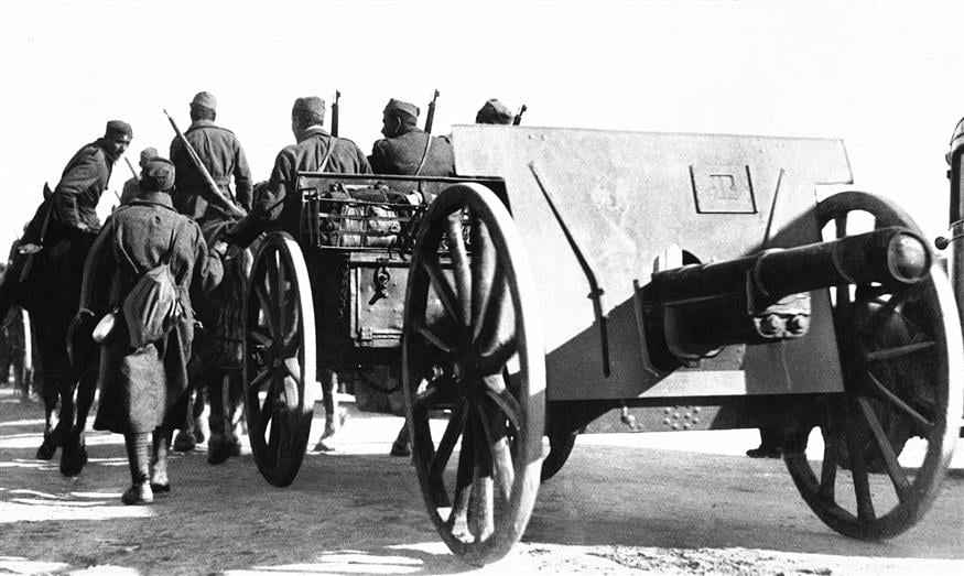 Ραϋμόνδος Αλβανός στην ΕΡΤ Βόλου: Η ενότητα του 1940 και το επίκαιρο μήνυμα κατά του φασισμού