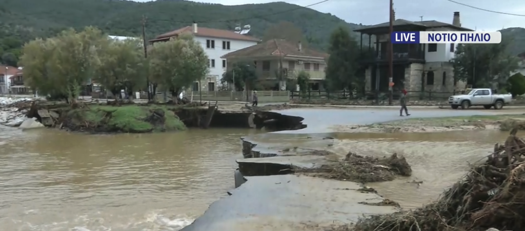 Νότιο Πήλιο: Εικόνες από τον Πλατανιά, το χωριό που «κόπηκε στη μέση» από τις πλημμύρες – Χωρίς νερό έξι οικισμοί