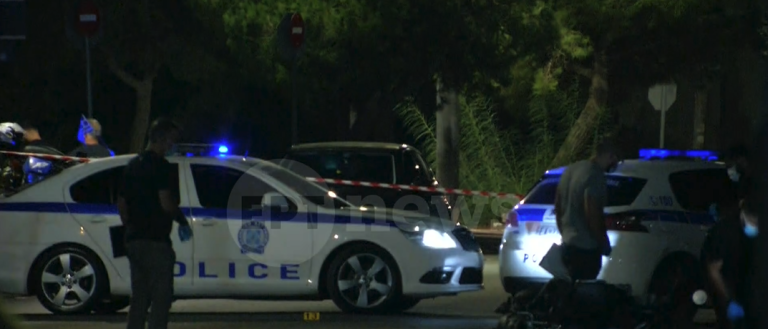 Γλυφάδα: Άγνωστη η ταυτότητα του άνδρα που έπεσε νεκρός με 8 πυροβολισμούς – Καλλιακμάνης:  «Ήθελαν να του κλείσουν το στόμα»