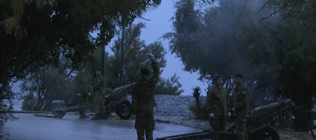 28η Οκτωβρίου: Τιμή στην εθνική επέτειο με 21 ταυτόχρονους κανονιοβολισμούς από Λυκαβηττό και Λευκό Πύργο
