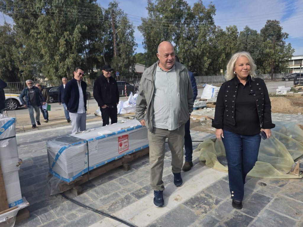 Κουρέτας και Μπέος στα έργα ανάπλασης των Αλυκών και της πλατείας του Αγ. Τρύφωνα Νεάπολης Βόλου