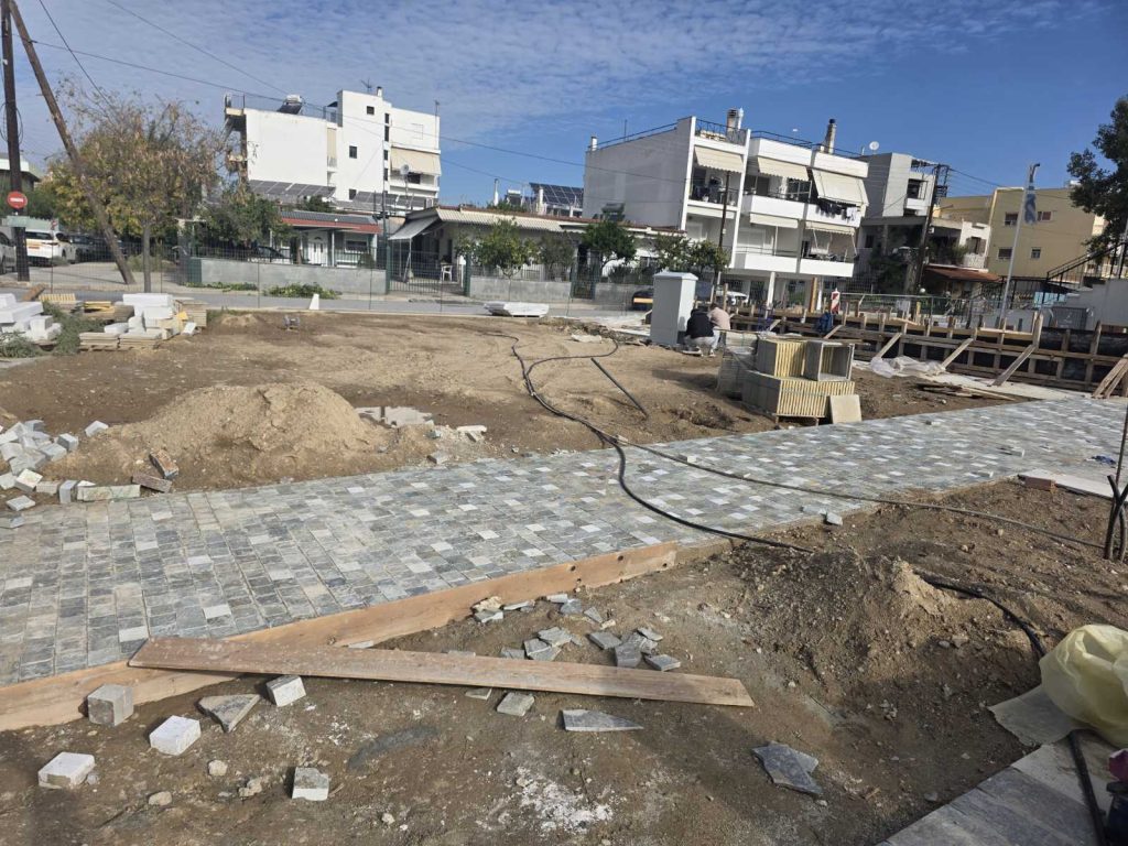 Κουρέτας και Μπέος στα έργα ανάπλασης των Αλυκών και της πλατείας του Αγ. Τρύφωνα Νεάπολης Βόλου
