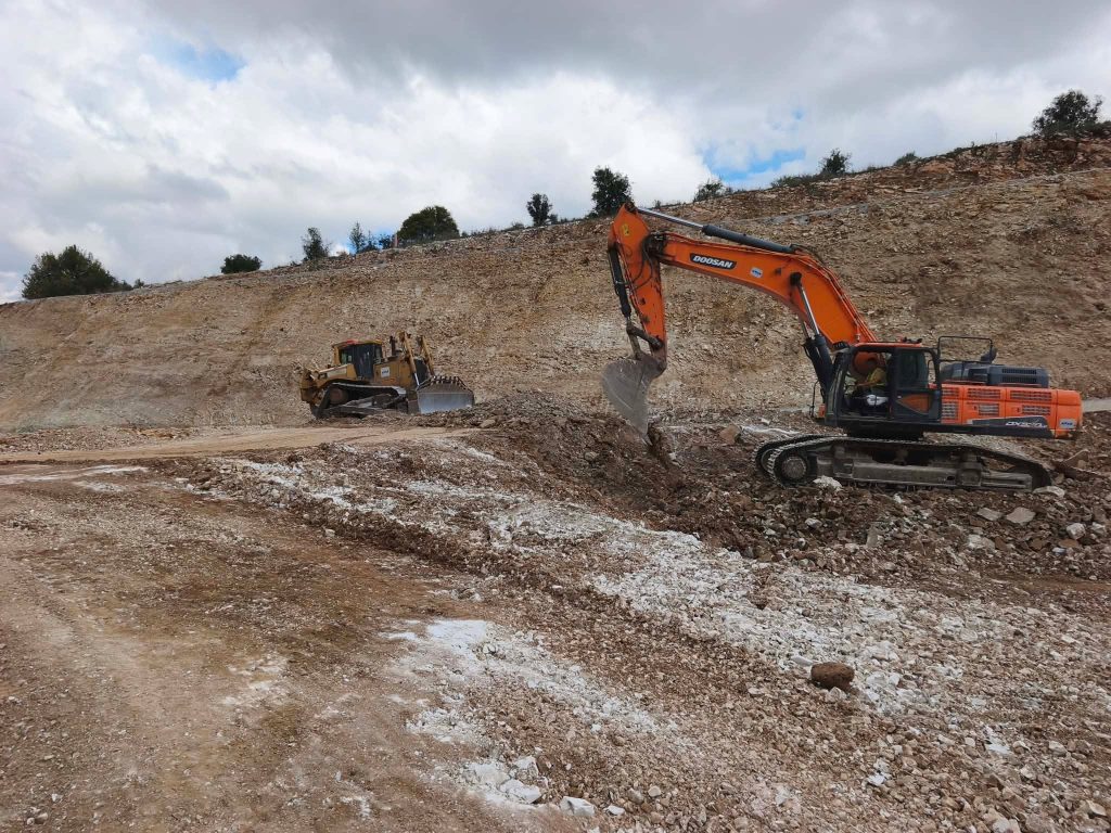 Χατζηδάκης στο εργοτάξιο της Ιωαννίνων – Κακαβιάς: «Το οφείλουμε στην Ήπειρο και στην πατρίδα μας»