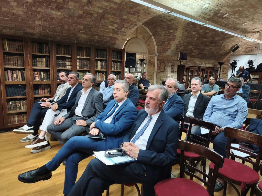 Κέρκυρα: Ευρεία σύσκεψη υπό τον Γιάννη Τρεπεκλή για επιτάχυνση των έργων ΕΣΠΑ