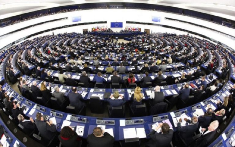 Το Ευρωκοινοβούλιο δεν αναγνωρίζει ως νόμιμη τη νέα ρωσική κρατική Δούμα