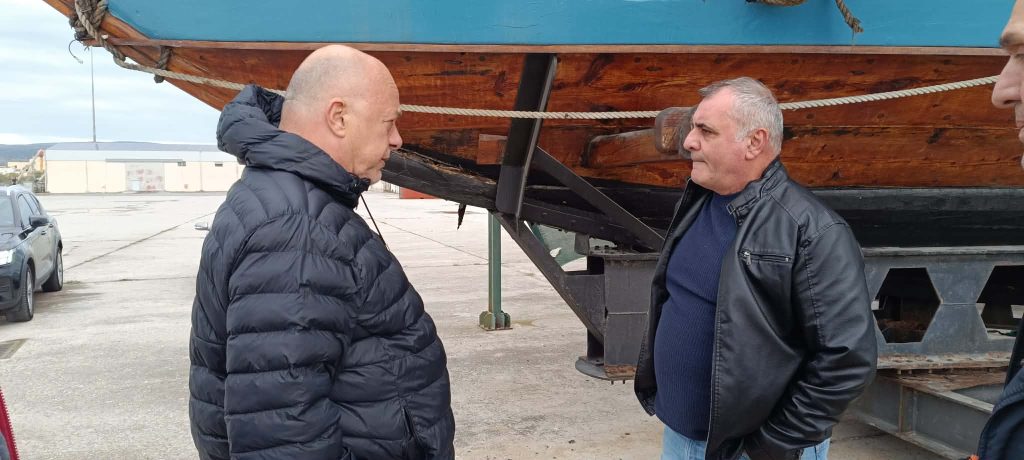Αυτοψία δημάρχου Βόλου στην Αργώ για την συντήρηση και την επισκευή της