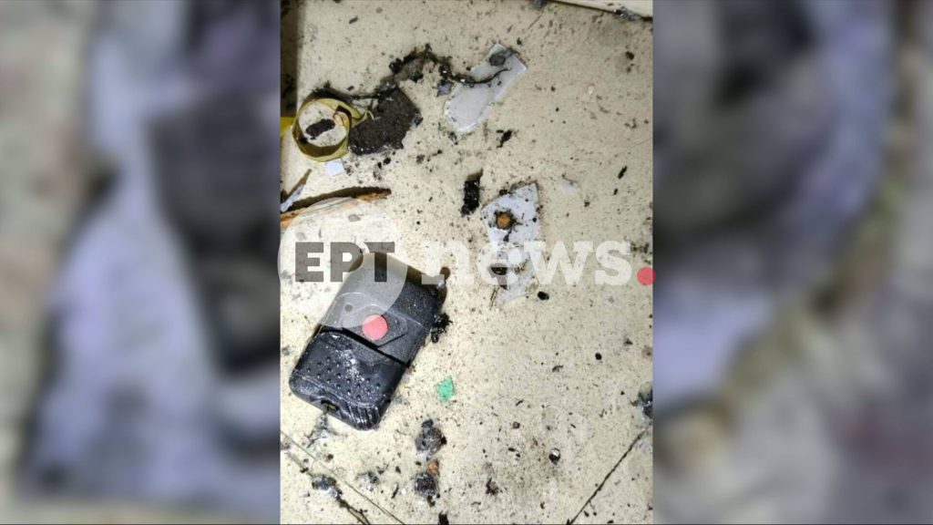 Έκρηξη στον Κολωνό: Αποκλειστικές φωτογραφίες από τα υπολείμματα του μηχανισμού – Τι ερευνούν οι αρχές