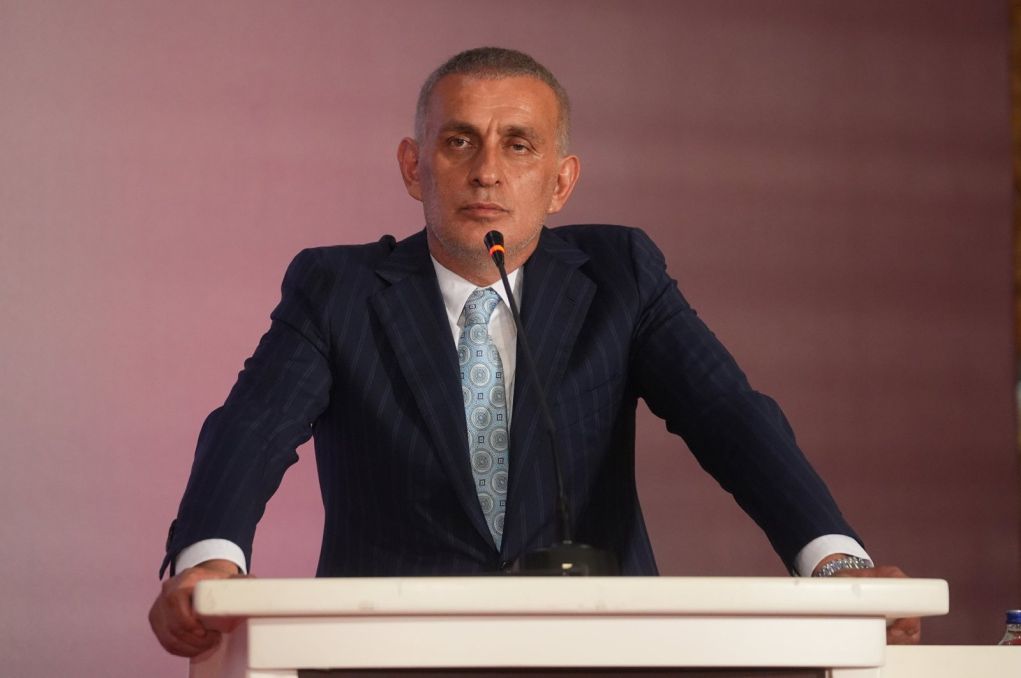 Ο πρόεδρος της τουρκικής ομοσπονδίας αρνείται οποιαδήποτε εμπλοκή στο σκάνδαλο με τους διαιτητές