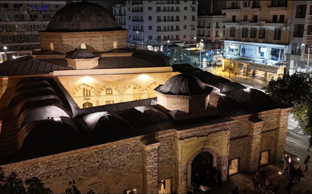 Το «Αλκαζάρ» ανοίγει ξανά με έκθεση φωτογραφιών για τη Θεσσαλονίκη του 1960–1980