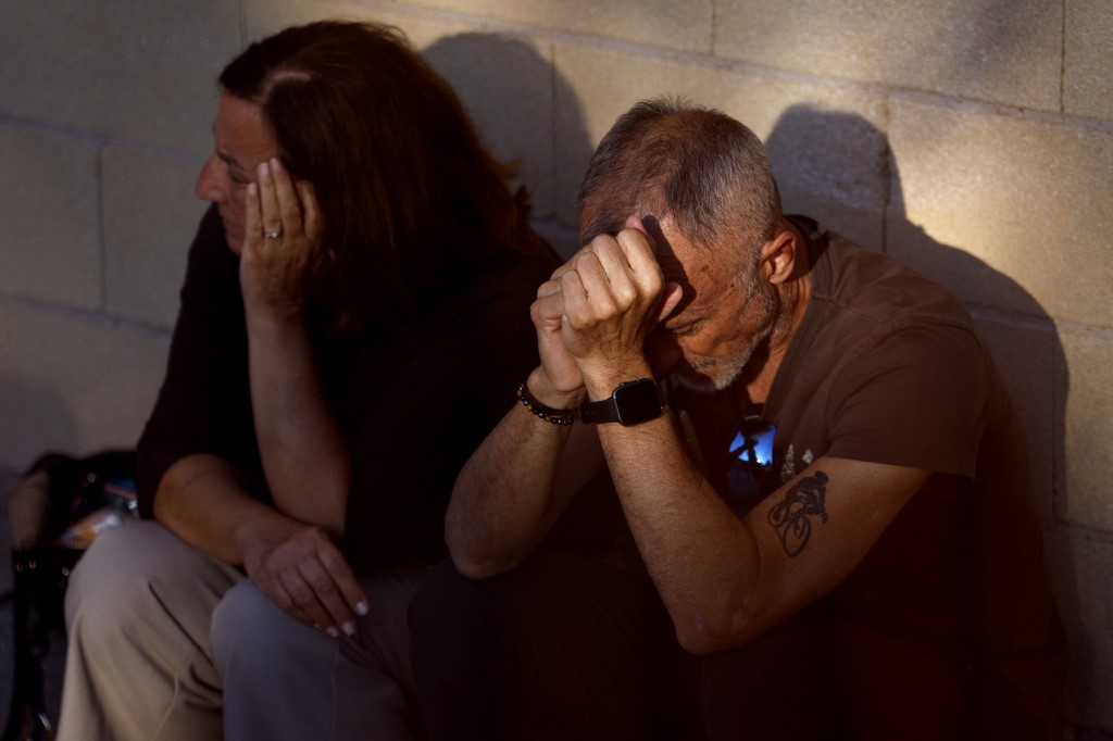«Βλάβη και λανθασμένη απόφαση» έφεραν την τραγωδία στο Τολέδο: Στους 68 οι νεκροί από τη σύγκρουση των δύο τρένων – Συνεχίζονται οι έρευνες στα συντρίμμια