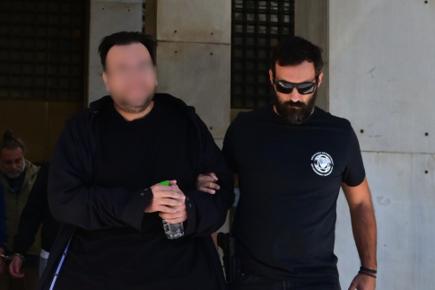 ΕΕ: Νέες κυρώσεις σε φυσικά και νομικά πρόσωπα με επίκεντρο το ρωσικό στρατιωτικό-βιομηχανικό σύμπλεγμα