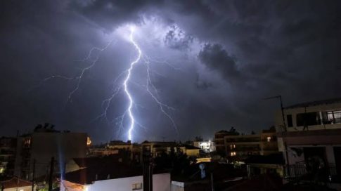 «Καμπανάκι» από τους αισθητικούς της Θεσσαλίας για παράνομη παροχή υπηρεσιών