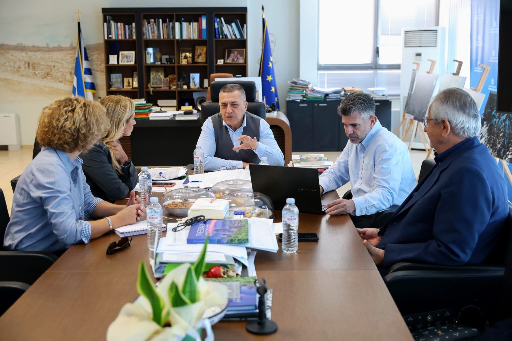 Στο ΔΕΗ tour of Hellas και το 2027 η Θεσσαλία – Συνάντηση Κουρέτα με την Οργανωτική Επιτροπή