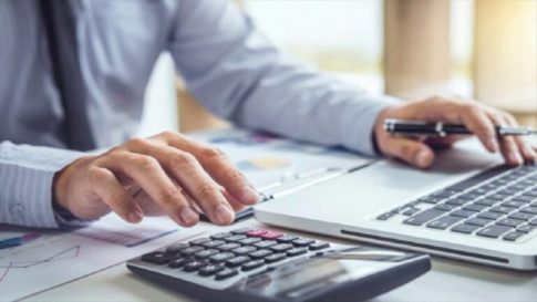 Διακομίστηκαν στο Γενικό Νοσοκομείο Κορίνθου <strong>δύο πυροσβέστες που επιχειρούσαν στην πυρκαγιά στον Φενεό</strong>