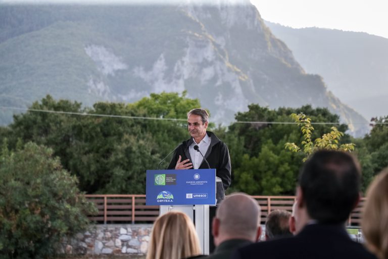 Μητσοτάκης: Σε έναν κόσμο ταραγμένο η Ελλάδα μένει σταθερή στην πορεία της – Ίδιες ευκαιρίες σε κέντρο και περιφέρεια