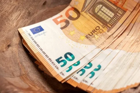 Σε Αθήνα και Θεσσαλονίκη οι απεργιακές συγκεντρώσεις δασκάλων και νηπιαγωγών στις 21 Οκτωβρίου