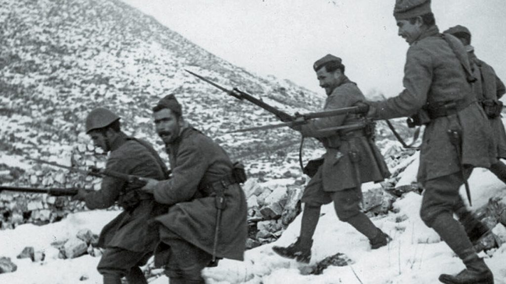 Ραϋμόνδος Αλβανός στην ΕΡΤ Βόλου: Η ενότητα του 1940 και το επίκαιρο μήνυμα κατά του φασισμού