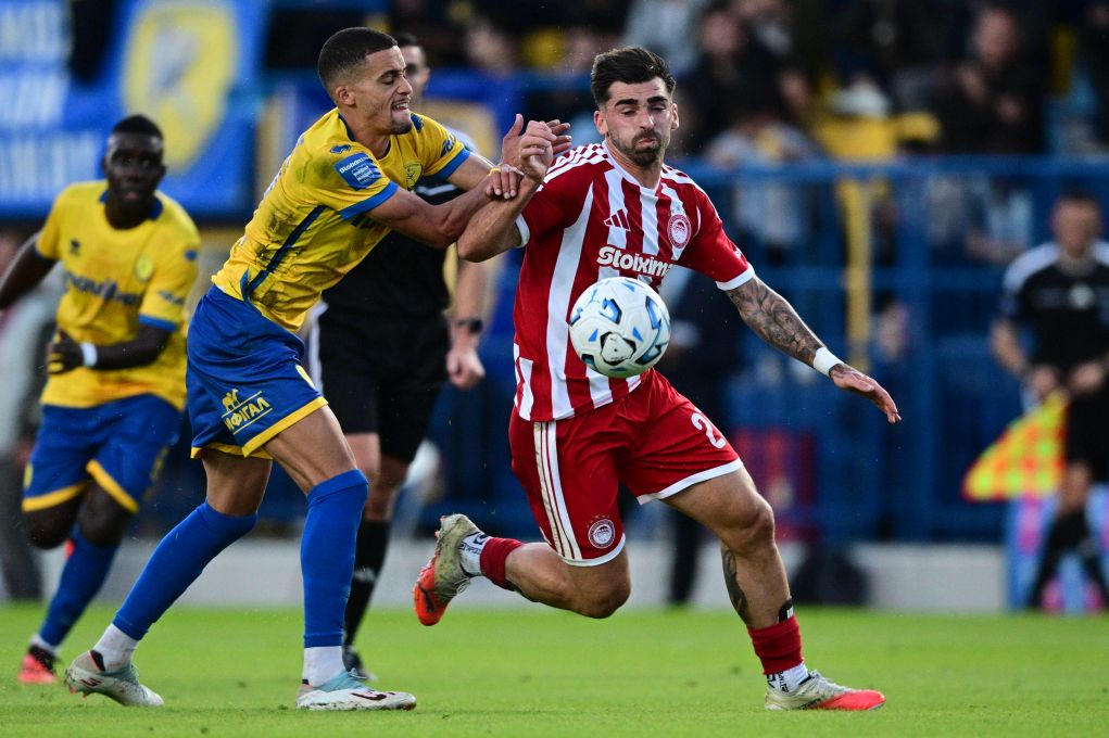 Super League: Αλώβητος στο Αγρίνιο ο Ολυμπιακός, 2-0 τον Παναιτωλικό