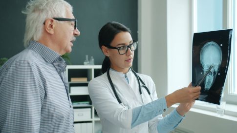 Γαλλία: Ένας νεκρός και τέσσερις τραυματίες από πυροβολισμούς – Συνελήφθη ο δράστης, ανέλαβε η Αντιτρομοκρατική
