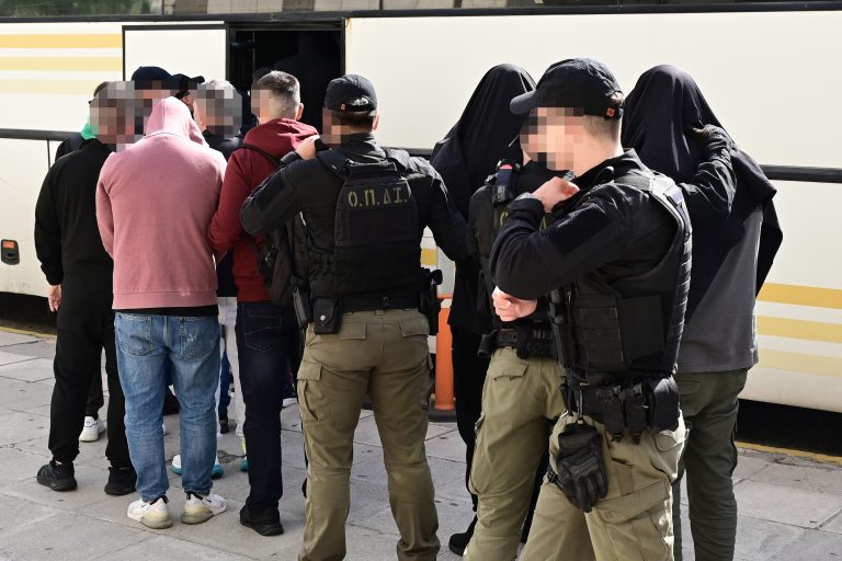Η «συμμορία της πίτσας»: Μια φορά το μήνα πήγαιναν τις σακούλες με το μαύρο χρήμα στο αρχηγείο – Για σύγχυση λόγω των προωθητικών ενεργειών μιλά η Pizza Fun