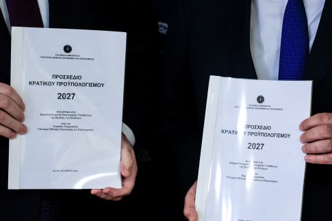 Η επόμενη ημέρα της καταστροφής: Κυβερνητικό κλιμάκιο στην Κρήτη και αυτοψία στις πληγείσες περιοχές – Τα πρώτα μέτρα που ανακοινώθηκαν
