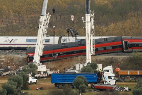 Μαγνησία: Κύκλος ημερίδων για τη σχολική ζωή με αφετηρία τον διαδικτυακό εκφοβισμό