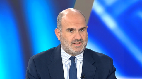«Οι Μαγικές Βαλίτσες του Ερμή»: Ο Ερμής ο Μάγος για πρώτη φορά σόλο στη θεατρική σκηνή