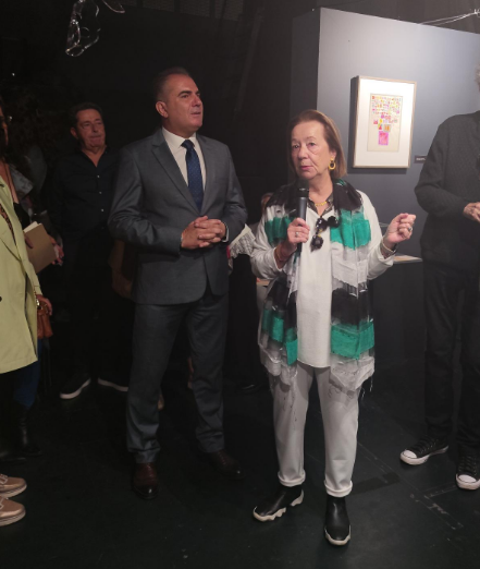 Καλαμάτα: Η «Κιβωτός του λόγου» άνοιξε τις πύλες της στο Μέγαρο Χορού – 32 εικαστικοί σε έναν διάλογο τέχνης και γραφής