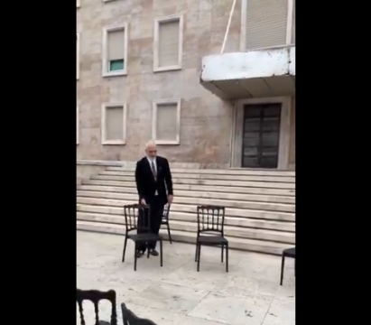 Έκρηξη σε διαμέρισμα στον Κολωνό – Πληροφορίες για τέσσερις τραυματίες