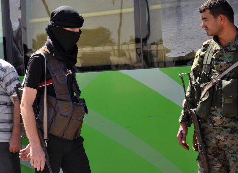 Κυψέλη: «Θησαυροφυλάκιο» κλοπιμαίων εντοπίστηκε σε διαμέρισμα – Κοσμήματα και έργα τέχνης μεγάλης αξίας, δύο συλλήψεις