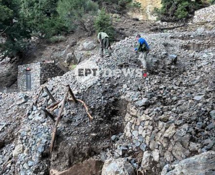 Συνάντηση Δ. Κουρέτα με κλιμάκιο του ΠΑΣΟΚ με επικεφαλής τον Ι. Βαρδακαστάνη